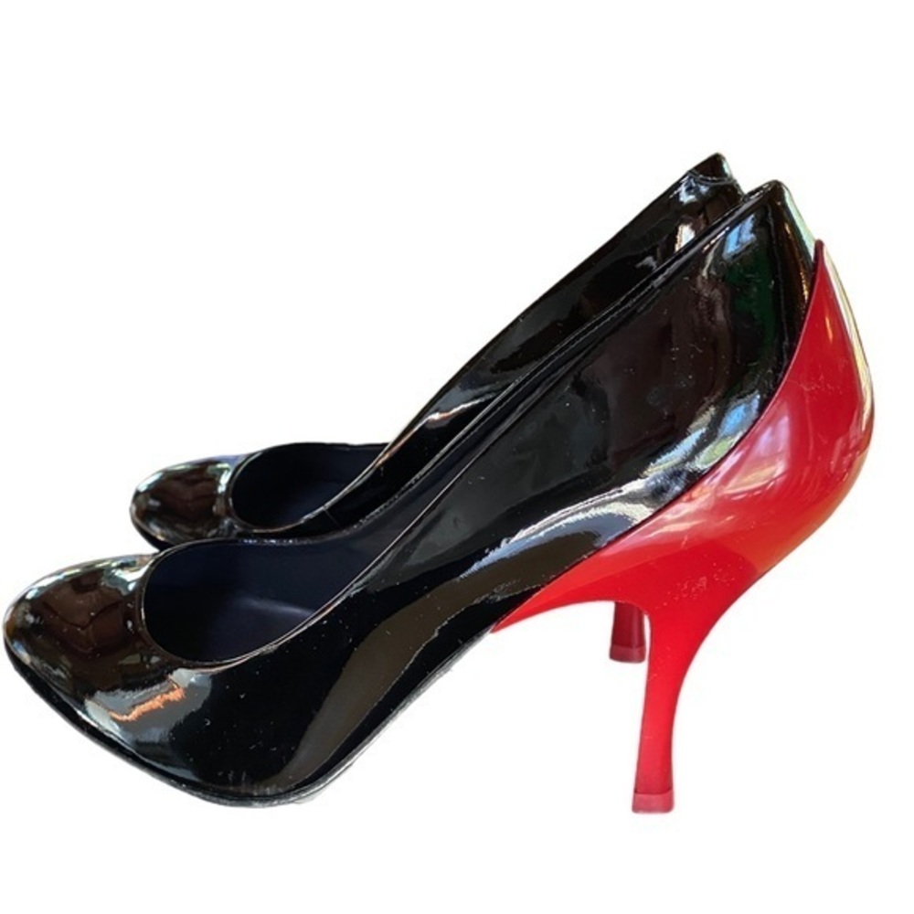 Pour La Victoire women’s Dione Patent Leather Black / Red Pump Heels 9.5 New